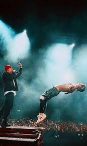 Pin De Sai Katuri Em Twenty One Pilots Em 2020 Twenty One Pilots Papel De Parede Wallpaper Posteres De Banda