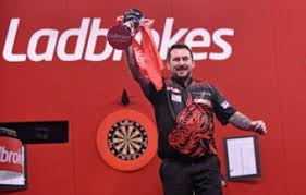 Prior to the masters, jonny clayton was not even in the premier league discussion. Jonny Clayton Claims Ladbrokes Masters Glory And Final Premier League Spot Livedarts
