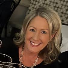 Kellie Johns's Instagram, Twitter & Facebook