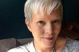 Wendy Sparks's Instagram, Twitter & Facebook