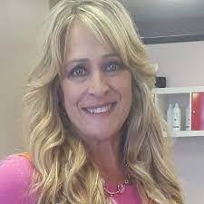 Michelle Touchberry's Instagram, Twitter & Facebook