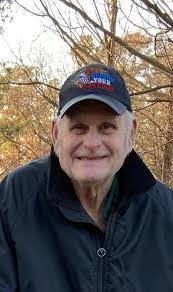 Ben Dutcher's Instagram, Twitter & Facebook