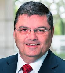 El CEO de BASF, Martin Brudermüller, reelegido presidente de CEFIC