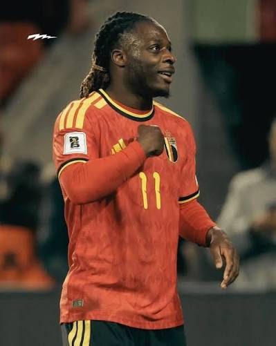 🩵😁 '𝐃𝐚𝐝𝐝𝐲' Jeremy Doku will rejoin the Belgium squad today after his decision to leave the camp and fly to London to attend the 𝐛𝐢𝐫𝐭𝐡 𝐨𝐟 𝐡𝐢𝐬 𝐬𝐨𝐧, 𝐏𝐫𝐚𝐢𝐬𝐞 🫂👶🏿 Doku got