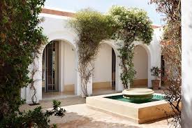 Courtyard Moroccan House Maisons Mediterraneennes Decor Mediterraneen Plans De Maisons Mediterraneennes