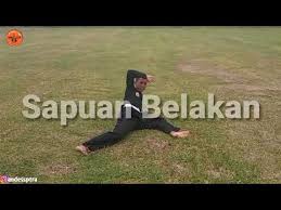 Pertandingan pencak silat mulai dilaksanakan secara nasional dan dimasukan dalam acara pekan sapuan dan guntingan : Teknik Sapuan Depan Sapuan Belakang Dalam Pencak Silat Youtube