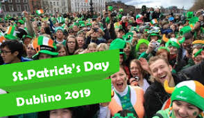 Infatti, nonostante sia nata come una ricorrenza religiosa, dedicata all'omonimo patrono, è ben presto diventata festa nazionale nella repubblica d'irlanda. St Patrick S Day 2019 Dublino Viaggio Hotel Birraioli It