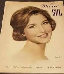 Muchas felicidades 🎉 Beatriz Adriana Flores de Saracho nacio en Navojoa,  Sonora, México; 5 de marzo de 1958, más conocida por su nombre artístico  Beatriz Adriana, es una cantante y actriz mexicana.A