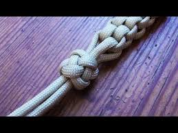 The finishing knot at the end of the handle is a footrope knot. Paracordist How To Tie The Multi Strand Diamond Knot W X2f Paracord Pt 2 Alice Pack Handle Youtube Diamond Knot Paracord Knots Paracord Braids