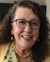 Betty Lenz's Instagram, Twitter & Facebook