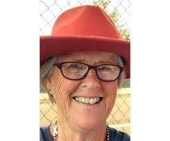 Geraldine Stratton's Instagram, Twitter & Facebook