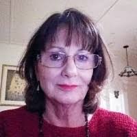 Julia Donohoe's Instagram, Twitter & Facebook