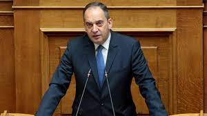 Ο γιάννης πλακιωτάκης περιγράφει τη μάχη του με τον κορωνοϊό. Giannhs Plakiwtakhs