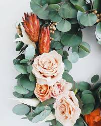 Gorgeous Silver Dollar Eucalyptus Wreath From Drieddecor Com Dried Flower Wreaths Dried Flower Bouquet Dried Flowers