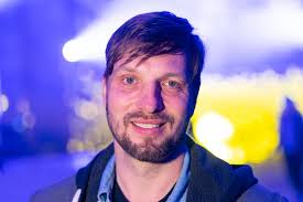 Les Colombes takes off at St Giles