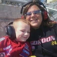 Teri Reilly's Instagram, Twitter & Facebook