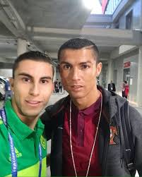 Uno de los elementos que volverá a las chivas es alejandro mayorga, quien estuvo jugando este último año con los pumas de la unam. Alejandro Mayorga Alexmayorga97 Twitter