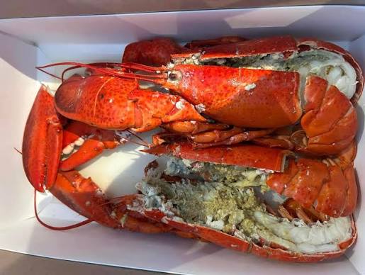 Discovering the delight of lobster tomalley