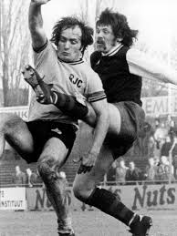 Facebook gives people the power to share and makes the. Sigaarsnor Blogspot Com Foto S Van Johan Derksen Als Voetballer