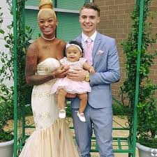 Black And White Dating Sites Free Uk The Largest Interracial Dating Site In The World Brings Together Singles In Search Of Black White Dat Interracial Couples Dating Black Women Interracial Family