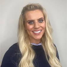 Diana Sexton's Instagram, Twitter & Facebook