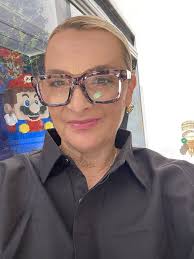 37 Gifts To Give Your Parents To Upgrade Their Life