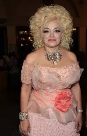 Born november 26, 1983, in volgograd) is a russian singer, media personality and television presenter. Nastoyashij Dvorec Kak Vyglyadit Dom Pevicy Nadezhdy Kadyshevoj