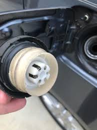 Toyota sienna 2008 3.5 codigo p0793 cómo cambiar sensor de velocidad o speed sensor. Toyota Sienna Questions My Toyota Sienna Le 2008 Has 3 Lights Come On The Dashboard Check E Cargurus