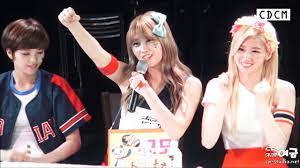 Check spelling or type a new query. Jeongmo Kisses Twice Jeongyeon X Momo ì •ì—° X ëª¨ëª¨ Youtube