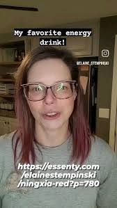 Elaine Judd's Instagram, Twitter & Facebook