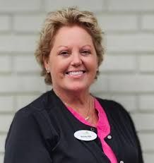 🦷Saturday Spotlight🦷 ✨️Meet one of our dental hygienists, Bonnie!✨️  Bonnie has been a dental hygienist for 40+years! Bonnie has been an  employee with Anniston Dental Group for 1️⃣4️⃣ years💎 Bonnie loves her