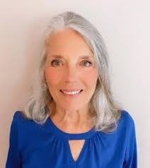 Jana Sewell's Instagram, Twitter & Facebook