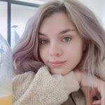 Aly Glover's Instagram, Twitter & Facebook