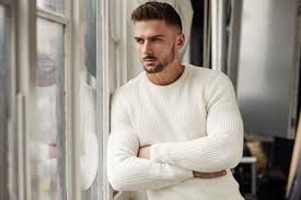 Aaron Gill! – Buff Male Celebs