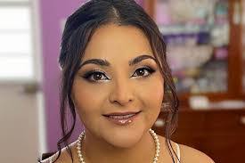 Priscila Solis's Instagram, Twitter & Facebook