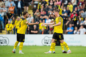 Find the latest borussia dortmund (bvb.de) stock quote, history, news and other vital information to help you with your stock trading and investing. The Daily Bee Tigges And Knauff Score For Bvb In Friendly Win Against Fc Giessen Fear The Wall