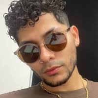 40+ perfiles de «Leonel Villanueva»