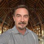 Bruce Markwell's Instagram, Twitter & Facebook