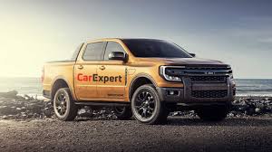 It may literally be bigger than expected for a compact pickup truck! 2022 Ford Ranger Redesign Phev Option Raptor 325 Ps Youtube