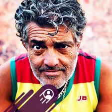 Can Yaman: "Sono stufo di interpretare il ruolo del figo che piace alle  donne". Lo capisco benissimo, son problemoni. #CanYaman #problemi #Militello