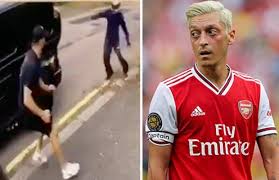 Tempered martensite to begin describing what bainite is it makes sense to start with martensite first. Arsenal Star Mesut Ozil Targeted By Knife Wielding Gang Entebbe News
