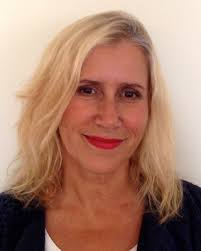 Nancy Hooper's Instagram, Twitter & Facebook