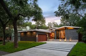 Inside An Inspiring Midcentury Modern In Texas Boasting Light Filled Interiors