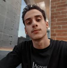 Close enough to support the player in a targeted way, unlike the Destroyer.  Would differ from other stratagems in that it loiters for a long time, and  is flexible