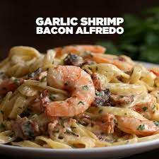 Garlic Shrimp Bacon Alfredo Video Easy Pasta Recipes Shrimp Pasta Recipes Easy Pasta Recipes Alfredo