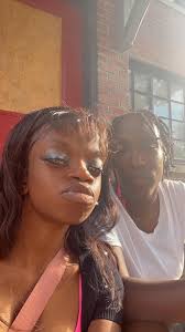 Introduction and friendship in a social media community