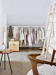 Unterm Dach Schlafzimmer Mit Schragen Einrichten Wohnidee In 2020 Bedroom Diy Room Inspiration Home