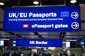 Cestovanie do Anglicka s deťmi: Pasové povinnosti pre rodiny 2026