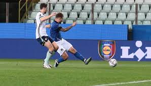 Mancini come lippi, decidono sensi e immobile azzurri sottotono a vilnius, decide il centrocampista a inizio ripresa e il rigore della punta. Qualificazioni Mondiali 2022 Italia Irlanda Del Nord 2 0 Berardi E Immobile Fanno Partire Con Il Piede Giusto Gli Azzurri La Repubblica