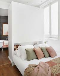 Weitere ideen zu badezimmerideen, badezimmer design, badezimmer. Wohnideen Schlafzimmer Den Platz Hinterm Bett Verwerten Freshouse